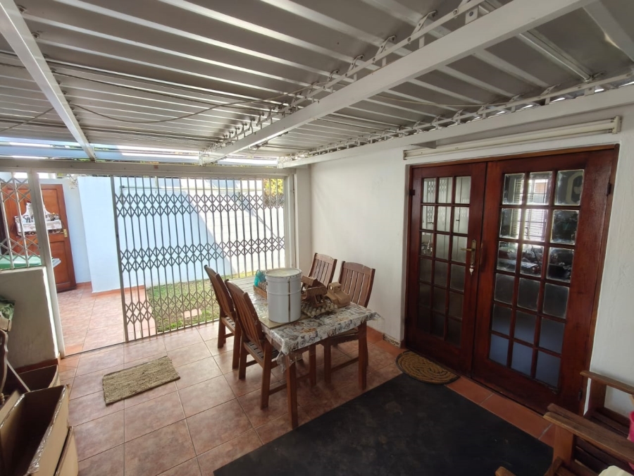 2 Bedroom Property for Sale in Protea Park North West